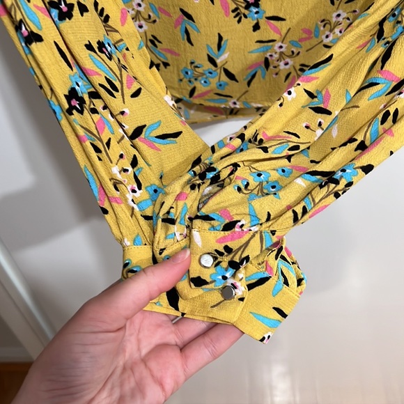 MAEVE Meadowsweet Blouse from Anthropologie - Picture 9 of 9